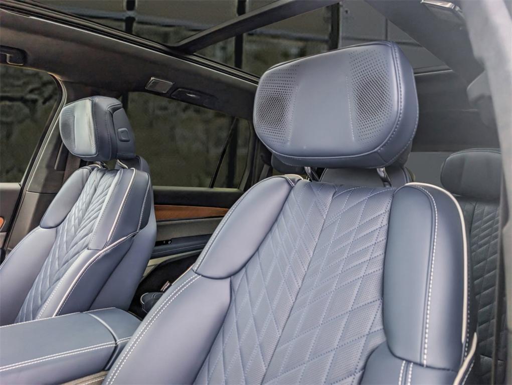 new 2026 Cadillac VISTIQ car, priced at $94,789