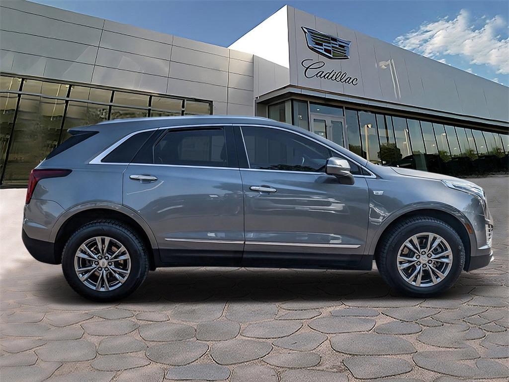 used 2021 Cadillac XT5 car, priced at $29,000
