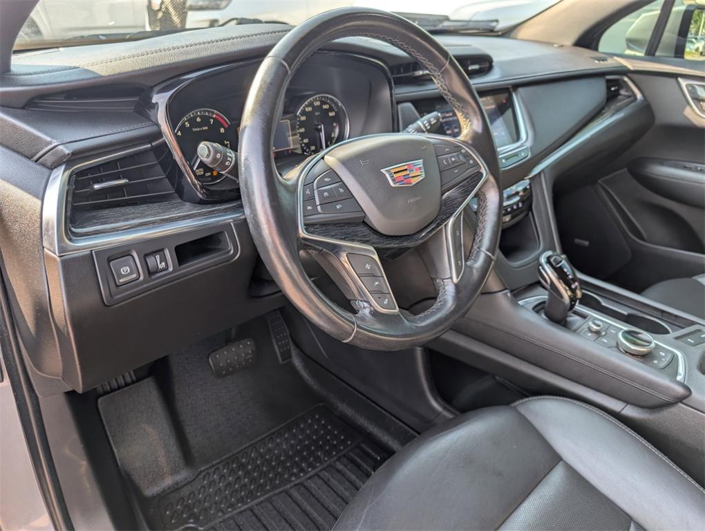 used 2021 Cadillac XT5 car, priced at $29,000