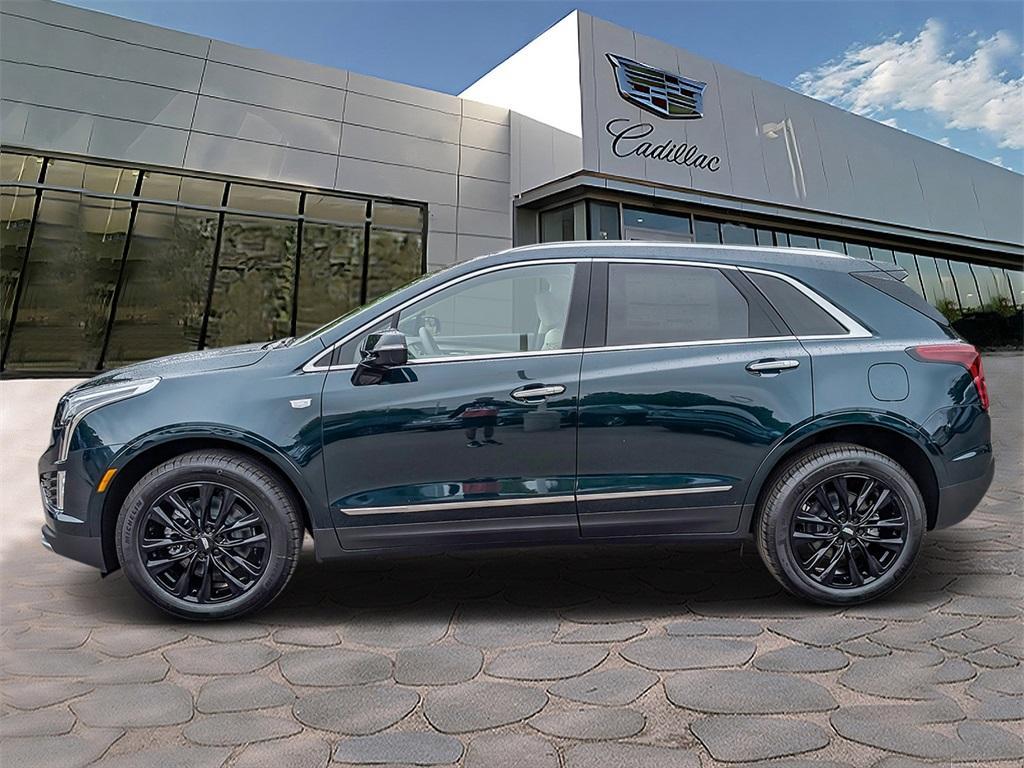 new 2025 Cadillac XT5 car, priced at $57,609