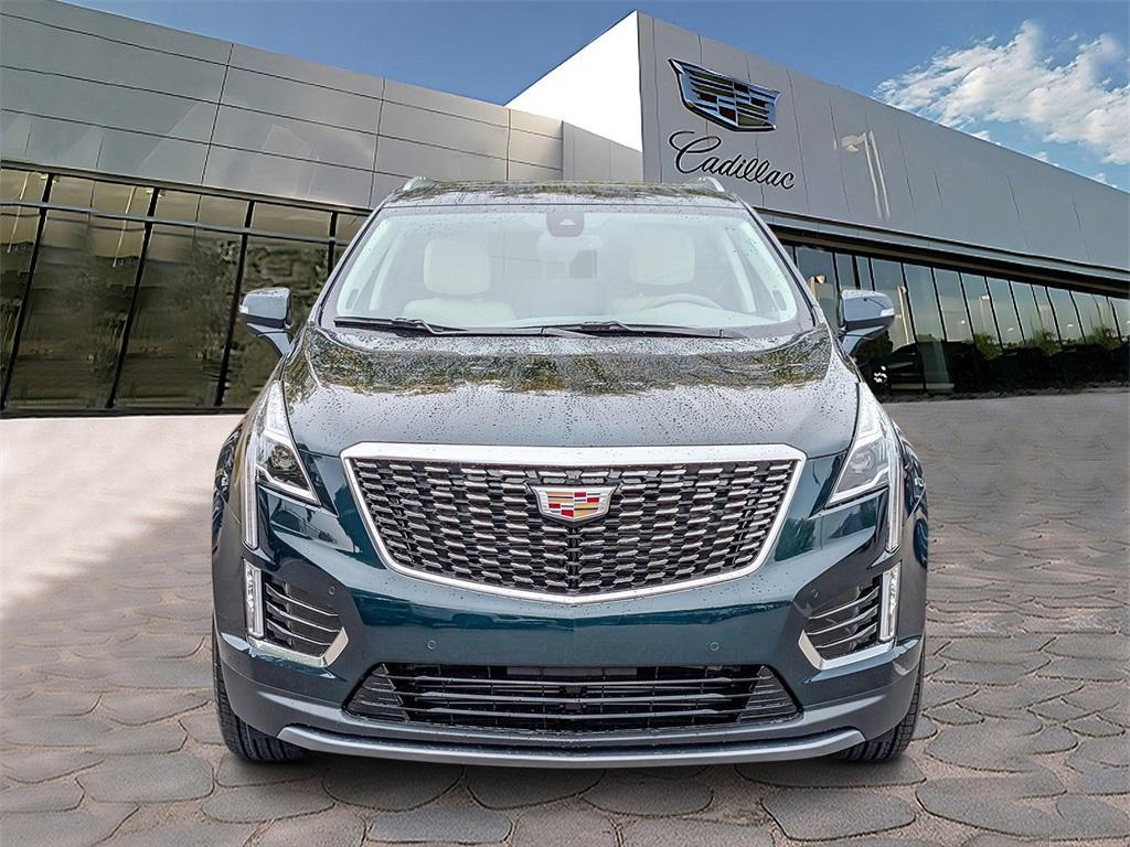 new 2025 Cadillac XT5 car, priced at $57,609