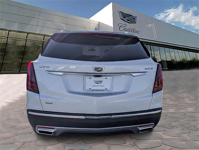 new 2024 Cadillac XT5 car, priced at $56,789