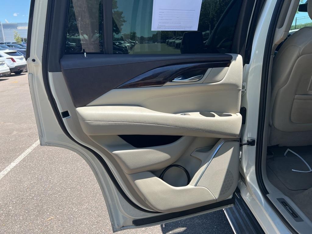 used 2015 Cadillac Escalade car, priced at $25,500