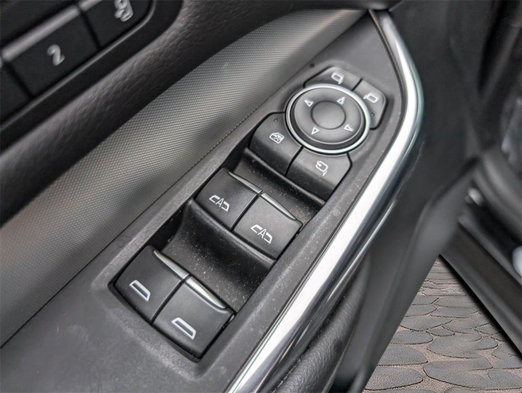 used 2021 Cadillac XT4 car, priced at $29,500