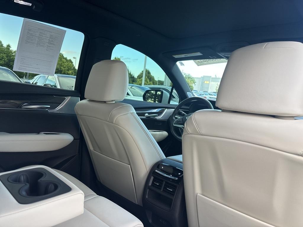 used 2022 Cadillac XT5 car, priced at $42,500