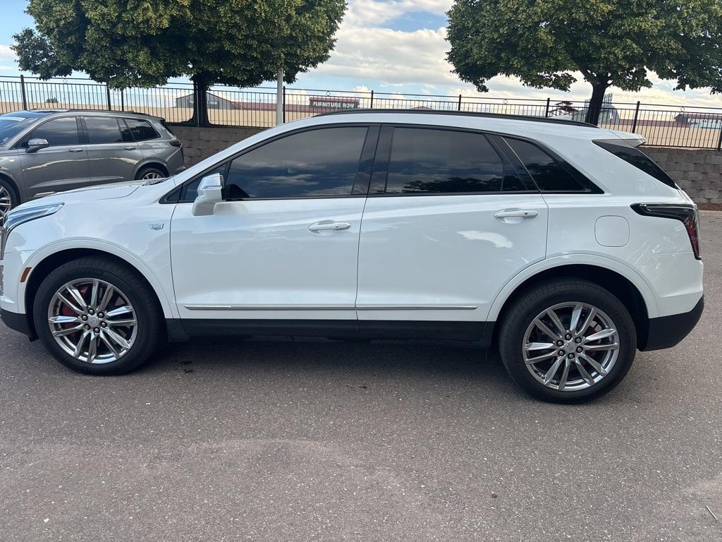 used 2022 Cadillac XT5 car, priced at $42,500