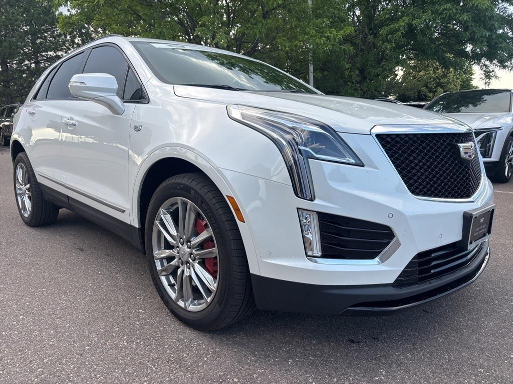 used 2022 Cadillac XT5 car, priced at $42,500