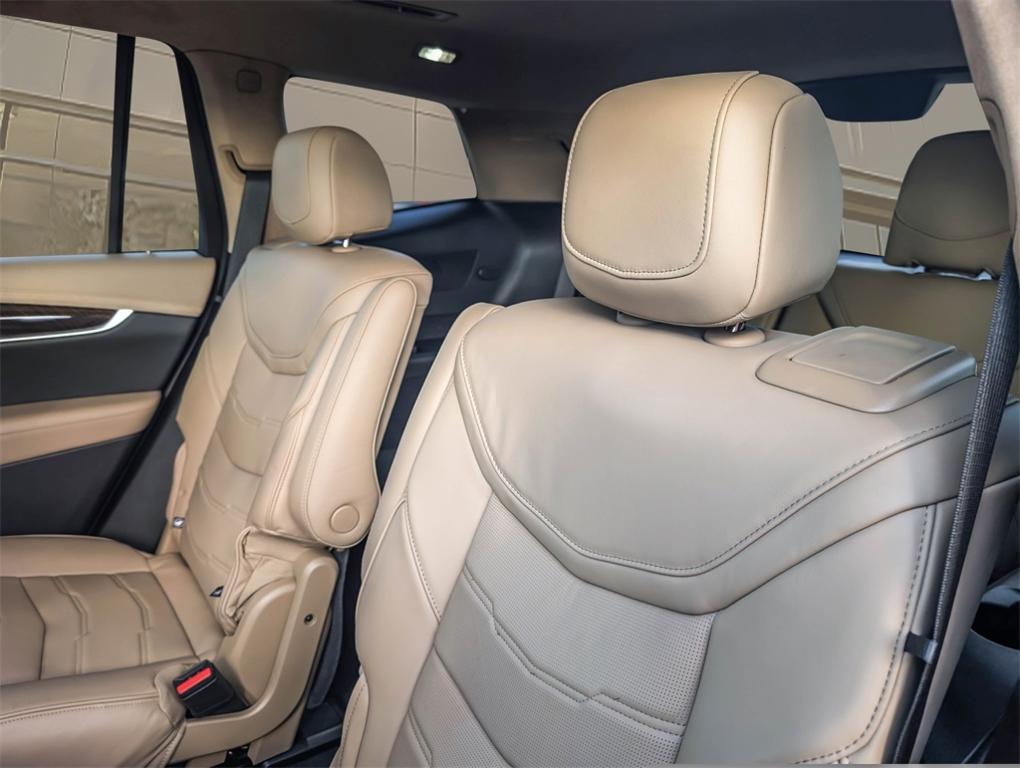 new 2025 Cadillac XT6 car, priced at $77,992