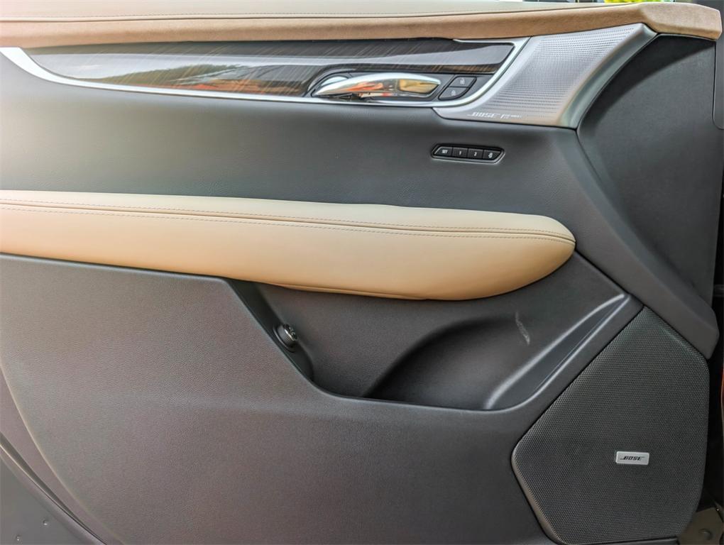 new 2025 Cadillac XT6 car, priced at $77,992