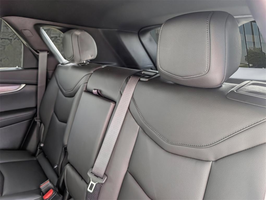 new 2026 Cadillac XT5 car, priced at $50,114