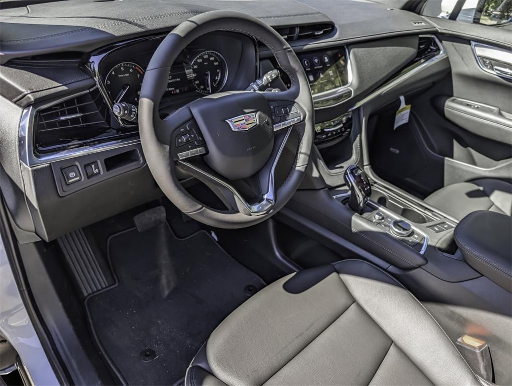 new 2025 Cadillac XT6 car, priced at $52,614