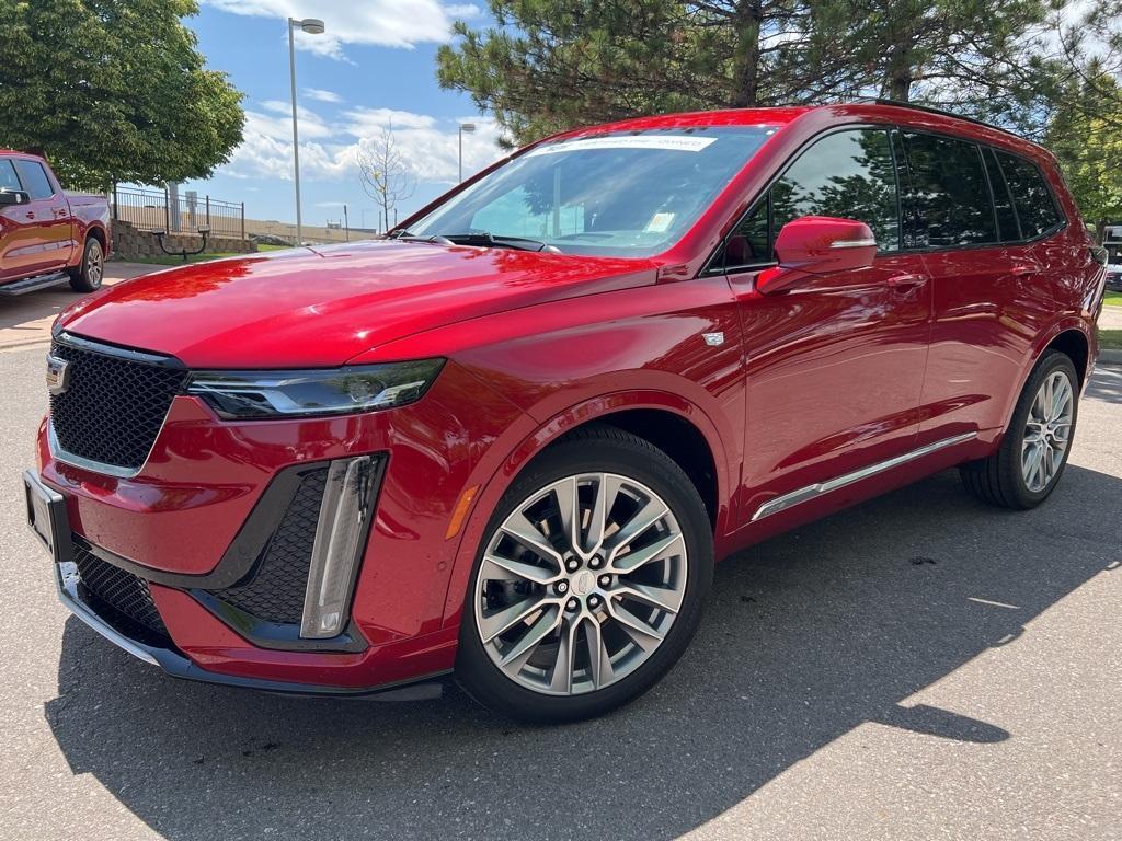 used 2021 Cadillac XT6 car, priced at $40,000