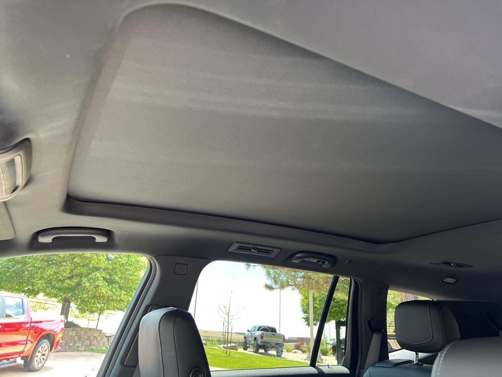 used 2021 Cadillac XT6 car, priced at $40,000