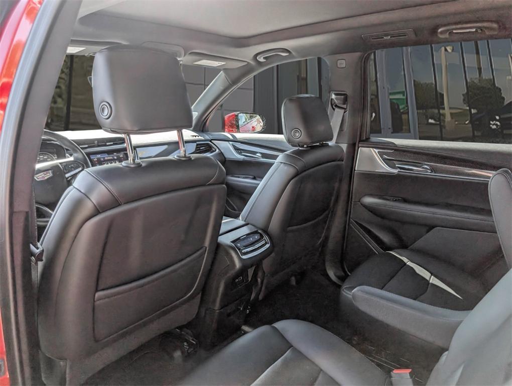 used 2021 Cadillac XT6 car, priced at $38,500