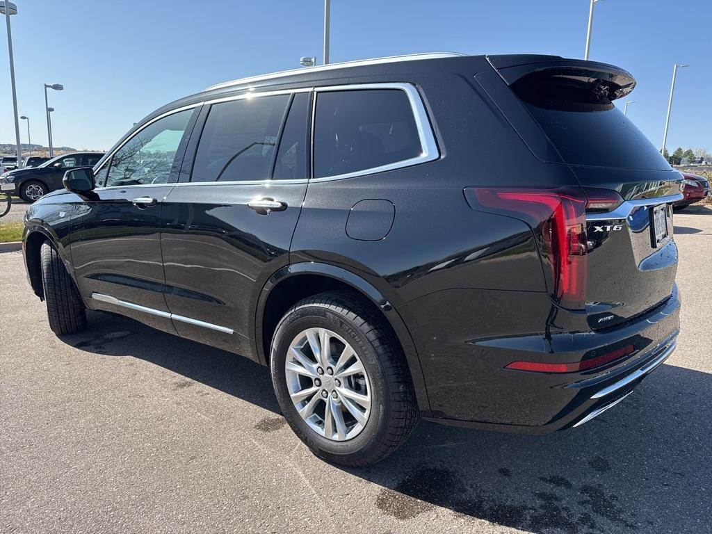 new 2025 Cadillac XT6 car, priced at $51,914