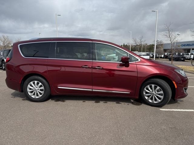 used 2019 Chrysler Pacifica car, priced at $15,500