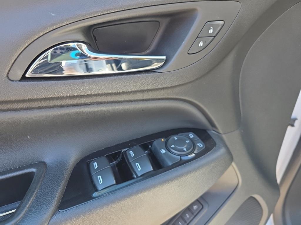 used 2023 Chevrolet Equinox car, priced at $28,000