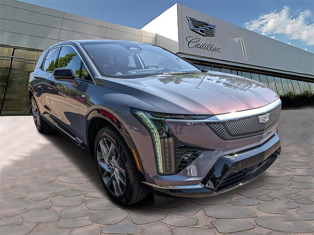 new 2025 Cadillac OPTIQ car, priced at $57,914