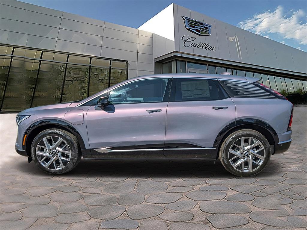 new 2025 Cadillac OPTIQ car, priced at $57,914