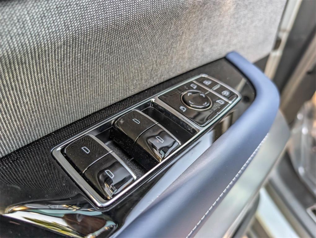 new 2026 Cadillac VISTIQ car, priced at $94,789