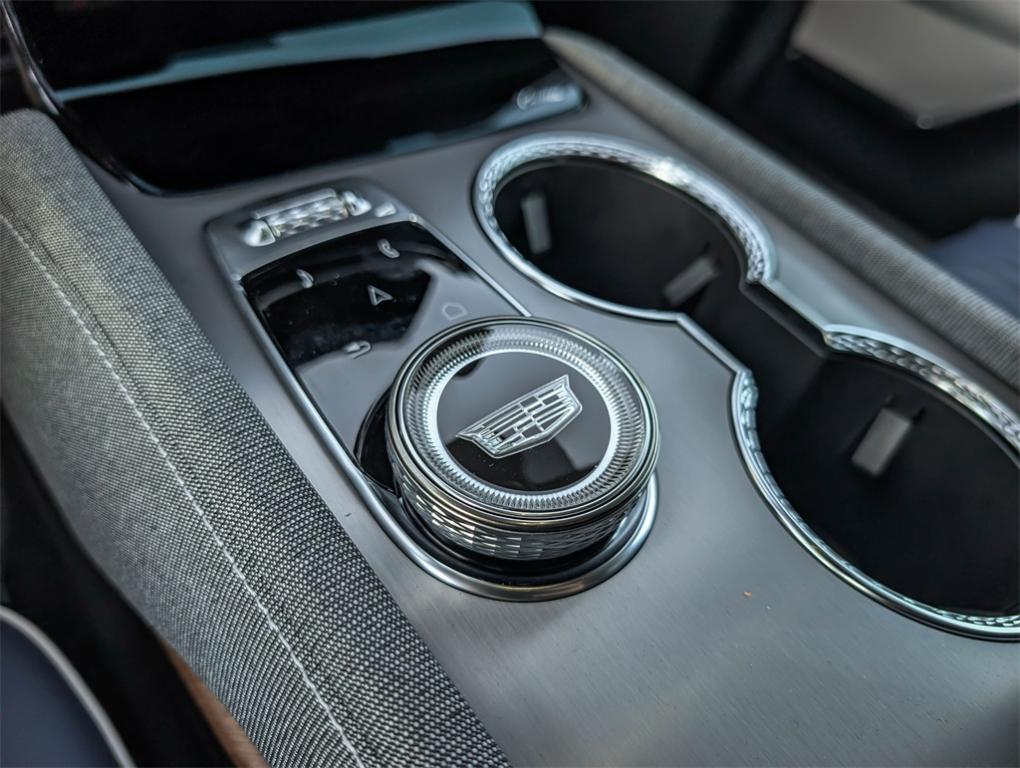 new 2026 Cadillac VISTIQ car, priced at $94,789