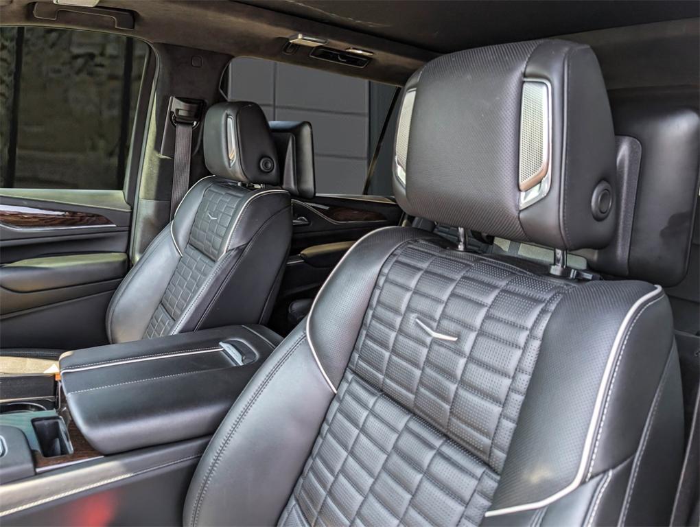 used 2022 Cadillac Escalade ESV car, priced at $80,500