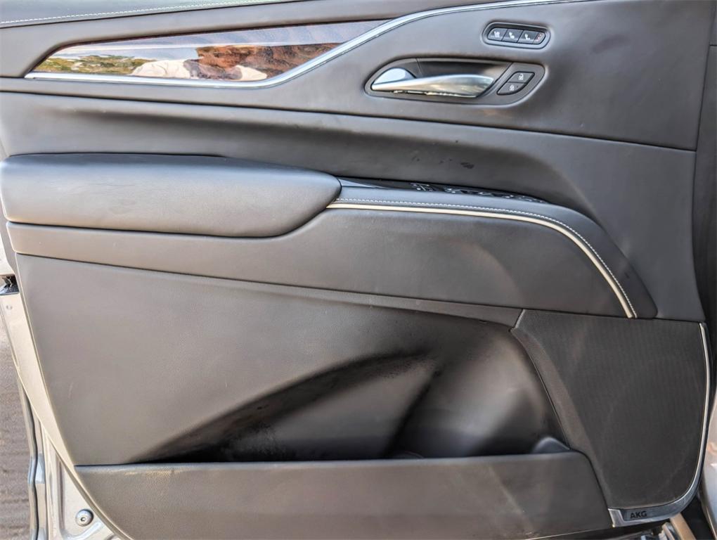 used 2022 Cadillac Escalade ESV car, priced at $80,500