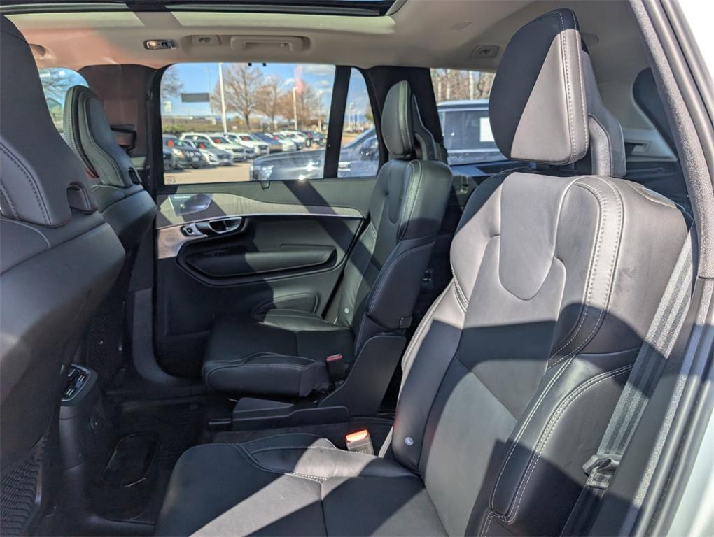 used 2022 Volvo XC90 Recharge Plug-In Hybrid car, priced at $49,500