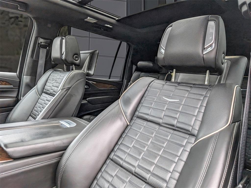 used 2021 Cadillac Escalade ESV car, priced at $70,000