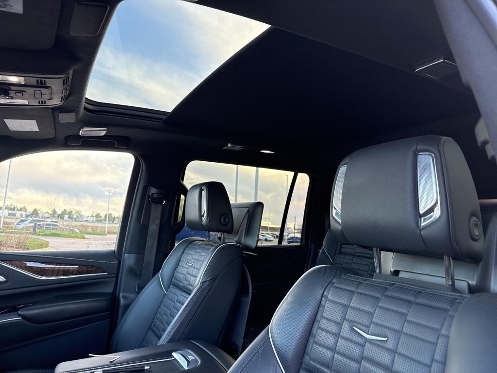 used 2021 Cadillac Escalade ESV car, priced at $74,500