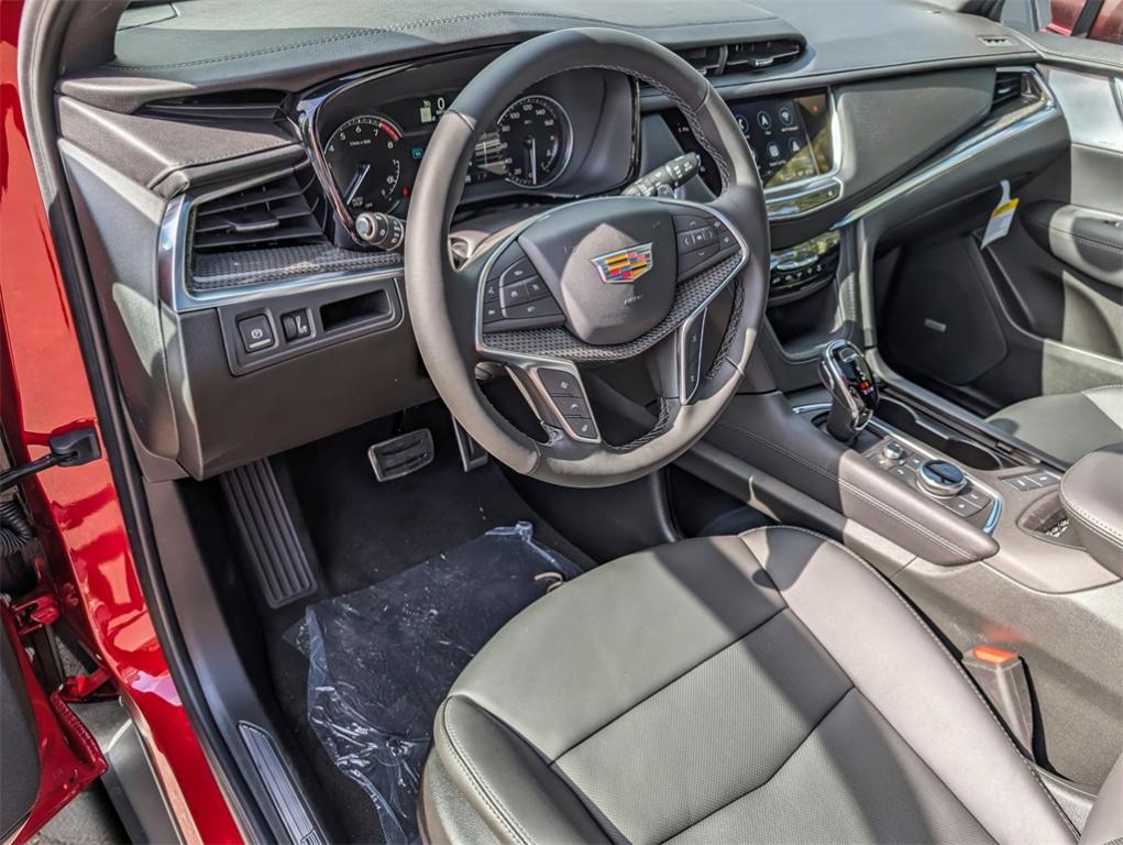 new 2025 Cadillac XT5 car, priced at $59,114