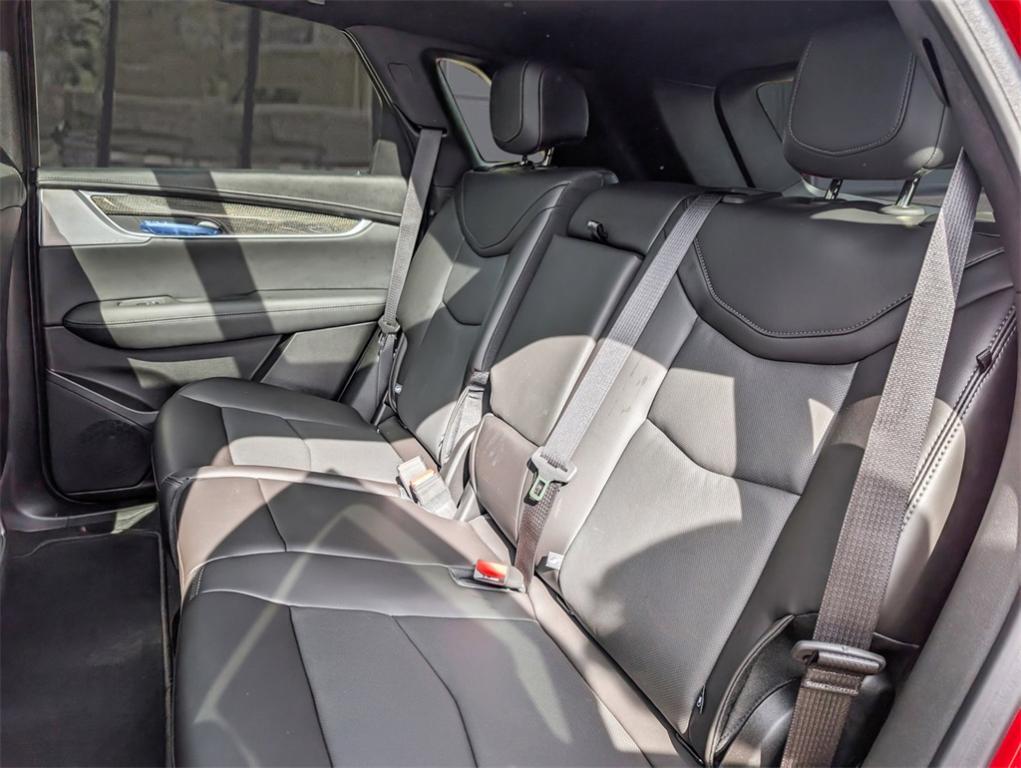 new 2025 Cadillac XT5 car, priced at $59,114
