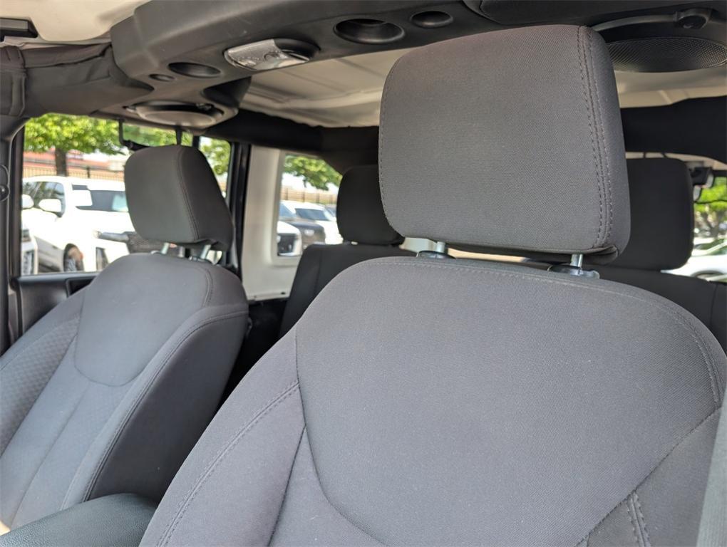 used 2014 Jeep Wrangler Unlimited car, priced at $19,500