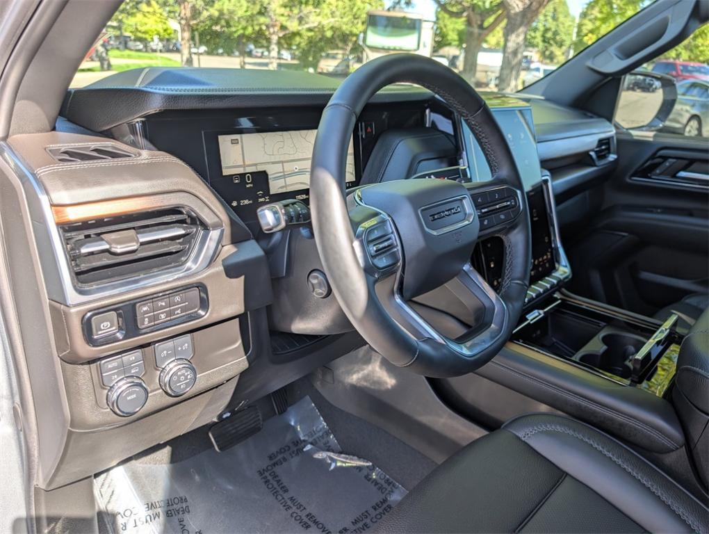 used 2025 GMC Yukon XL car, priced at $79,500