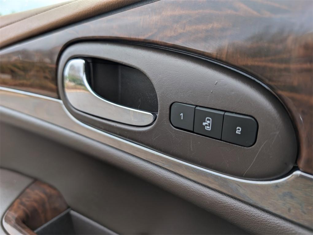 used 2017 Buick Enclave car, priced at $17,000
