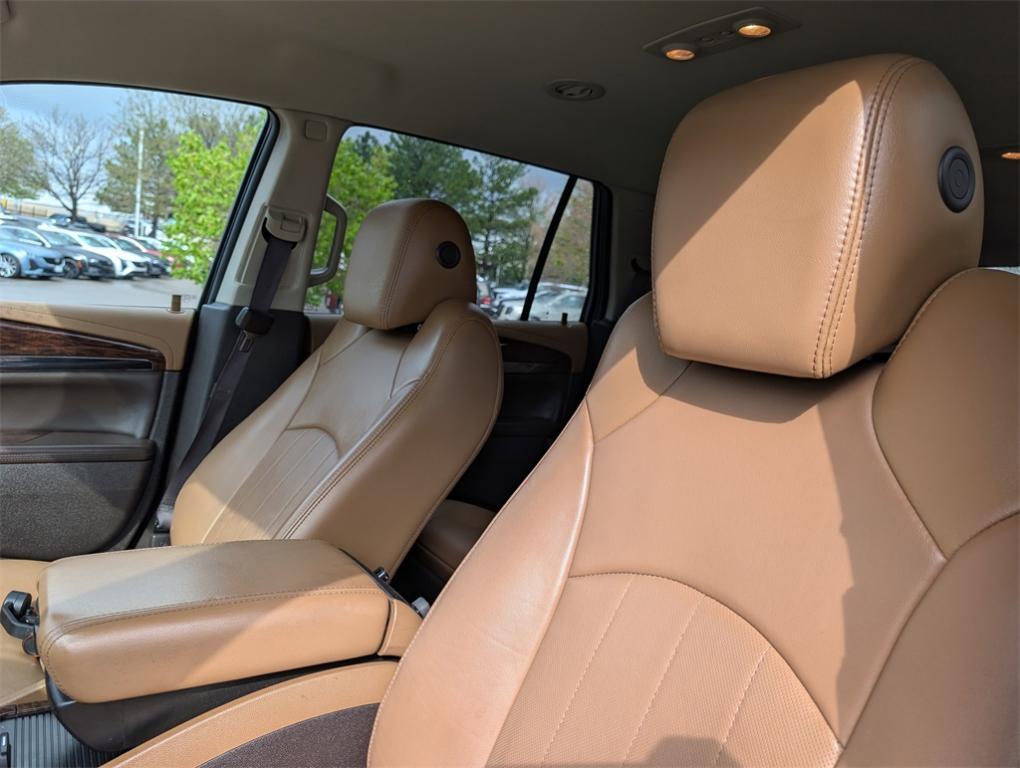 used 2017 Buick Enclave car, priced at $17,000