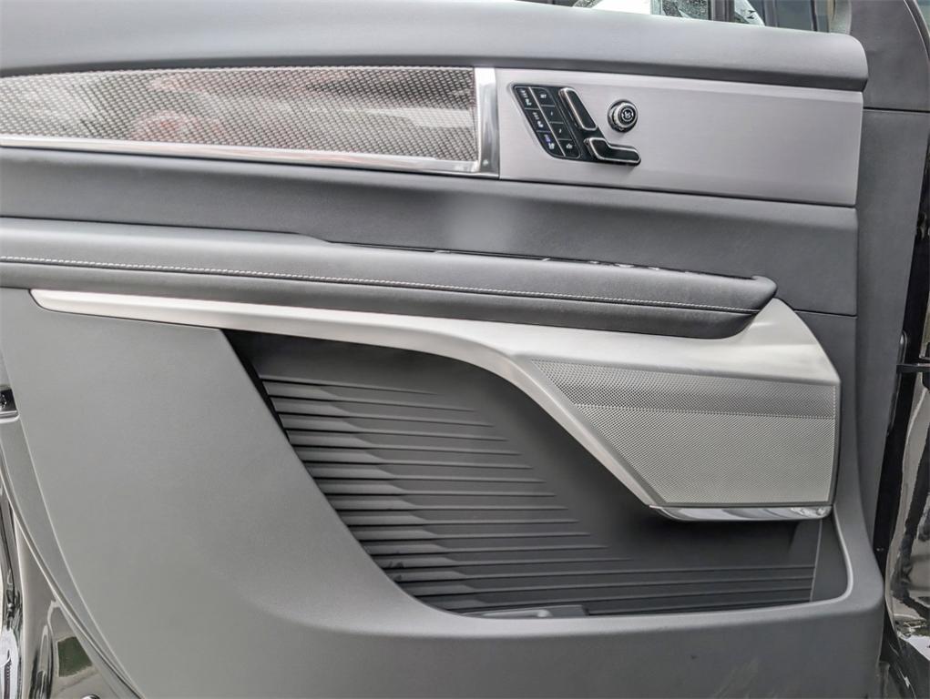 new 2026 Cadillac VISTIQ car, priced at $83,194