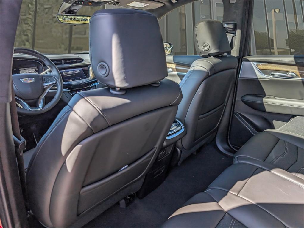 new 2025 Cadillac XT6 car, priced at $74,914