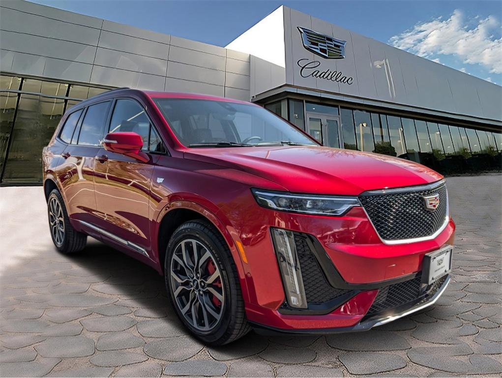 new 2025 Cadillac XT6 car, priced at $74,914