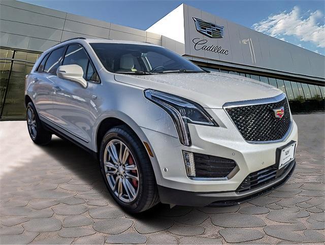 new 2025 Cadillac XT5 car, priced at $63,664