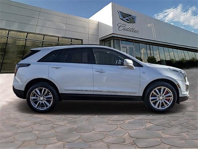 new 2025 Cadillac XT5 car, priced at $63,664