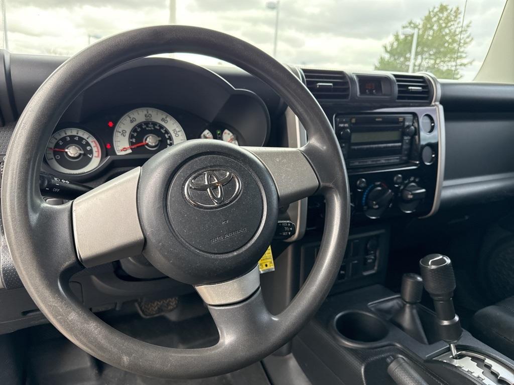 used 2007 Toyota FJ Cruiser car, priced at $14,000
