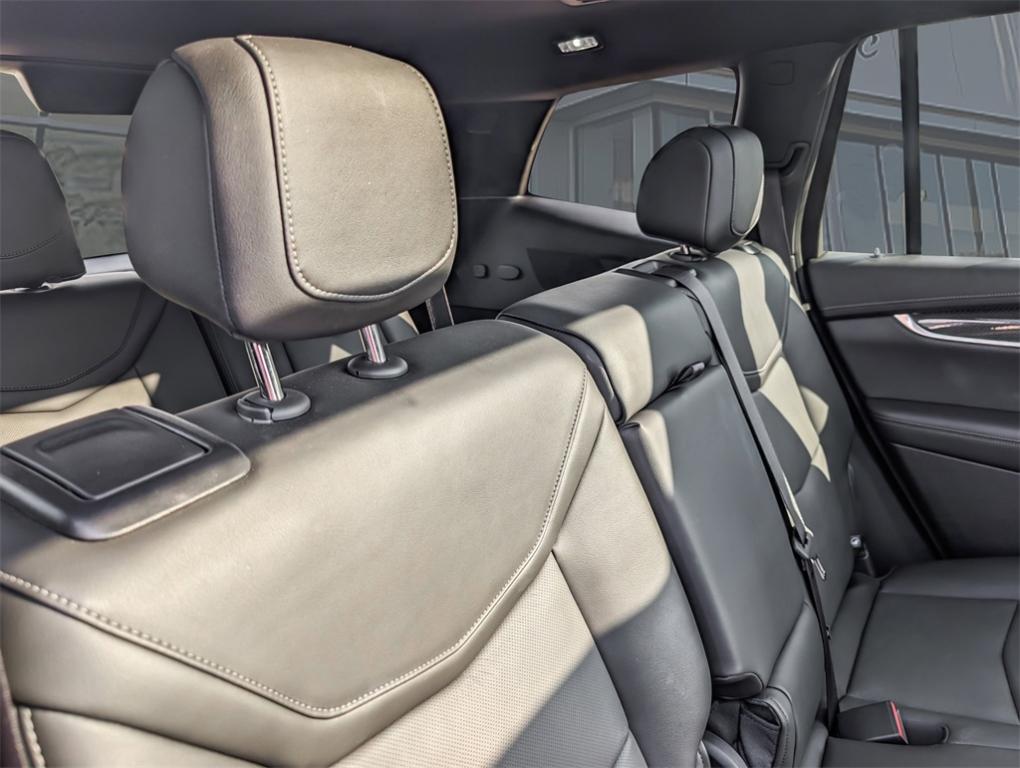 used 2025 Cadillac XT6 car, priced at $54,000