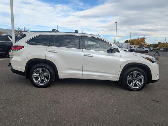 used 2018 Toyota Highlander car, priced at $26,500