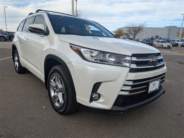 used 2018 Toyota Highlander car, priced at $26,500