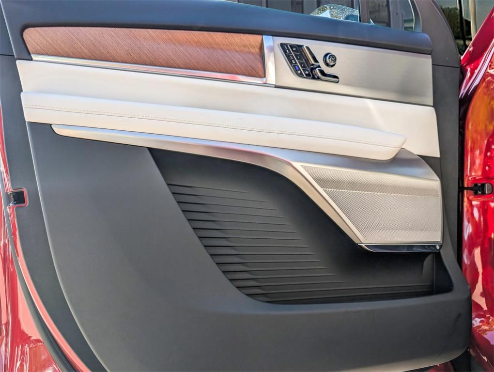 new 2026 Cadillac VISTIQ car, priced at $82,314
