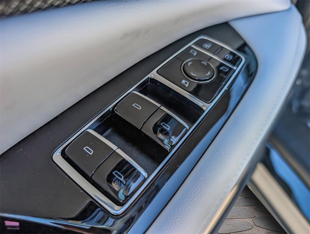new 2025 Cadillac OPTIQ car, priced at $57,789