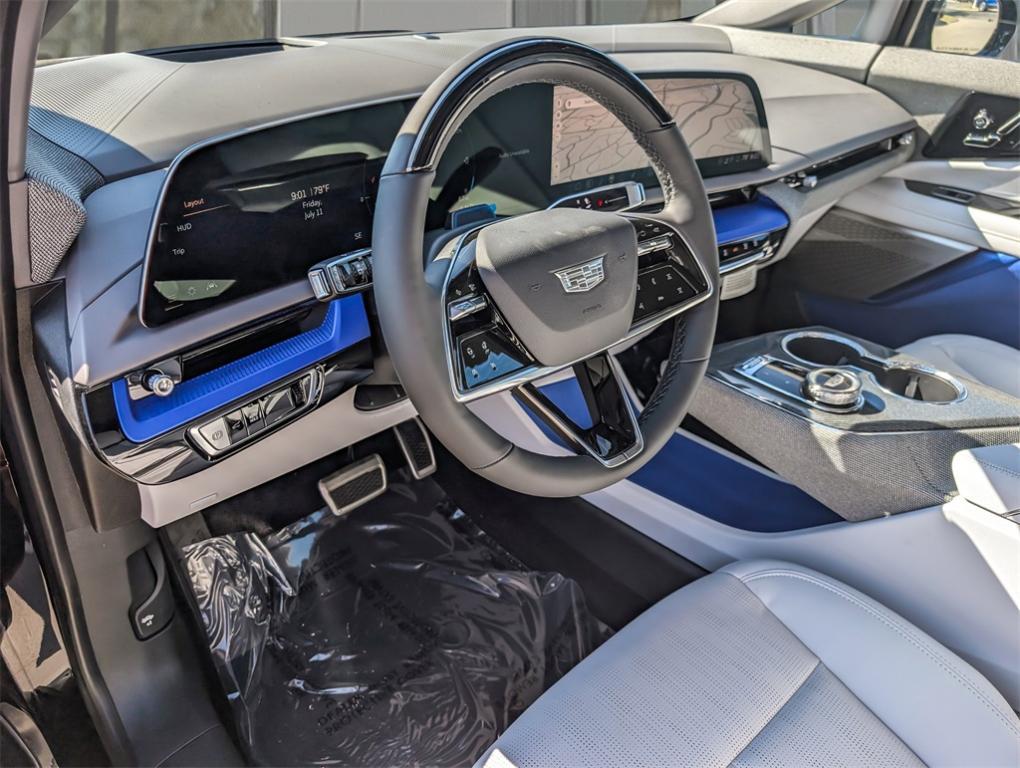 new 2025 Cadillac OPTIQ car, priced at $57,789
