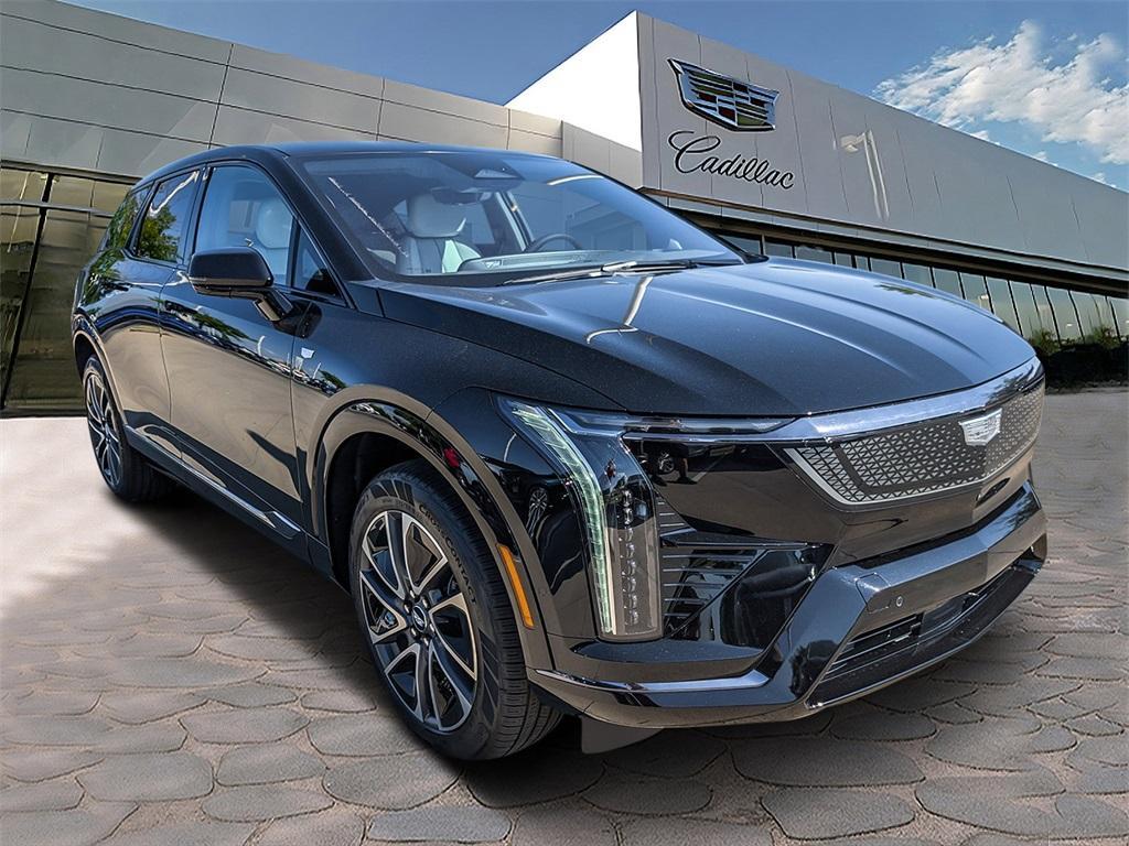 new 2025 Cadillac OPTIQ car, priced at $57,789