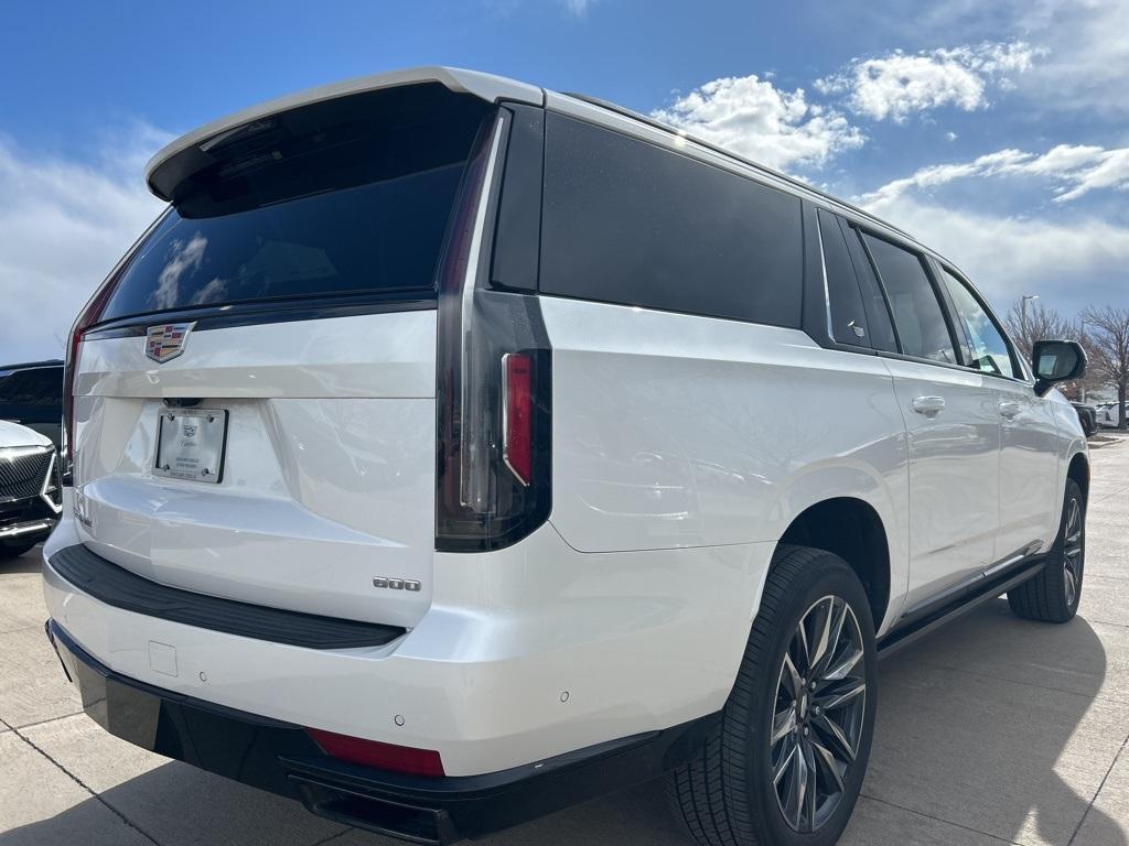 used 2022 Cadillac Escalade ESV car, priced at $69,000